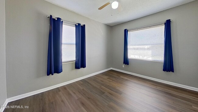 Building Photo - 1728 Lawson Rd