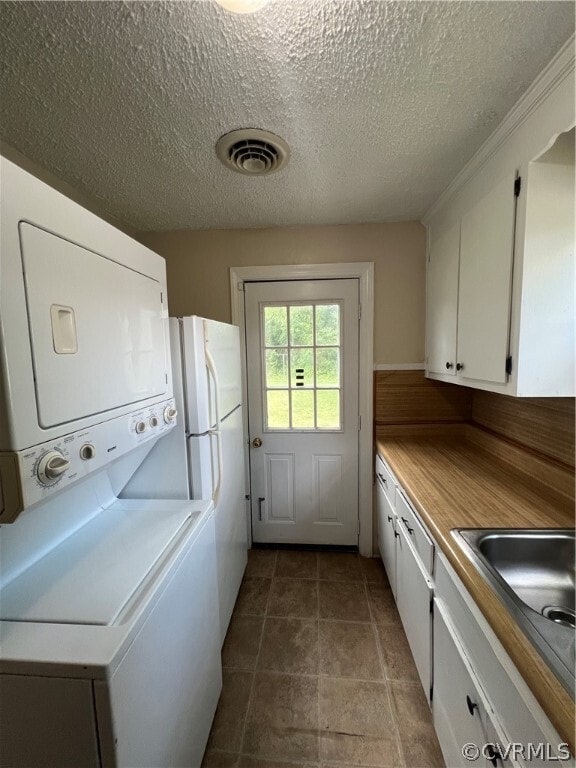 Building Photo - 310 S Mesa Dr