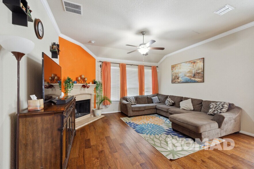 Building Photo - 11813 Hamptonbrook Dr