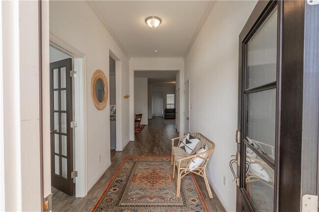 Building Photo - 104 Cascia Cir