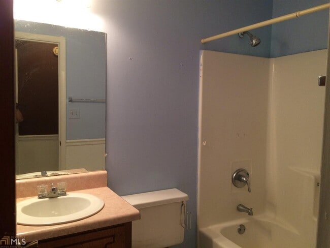 Building Photo - 10283 Richfield Ct