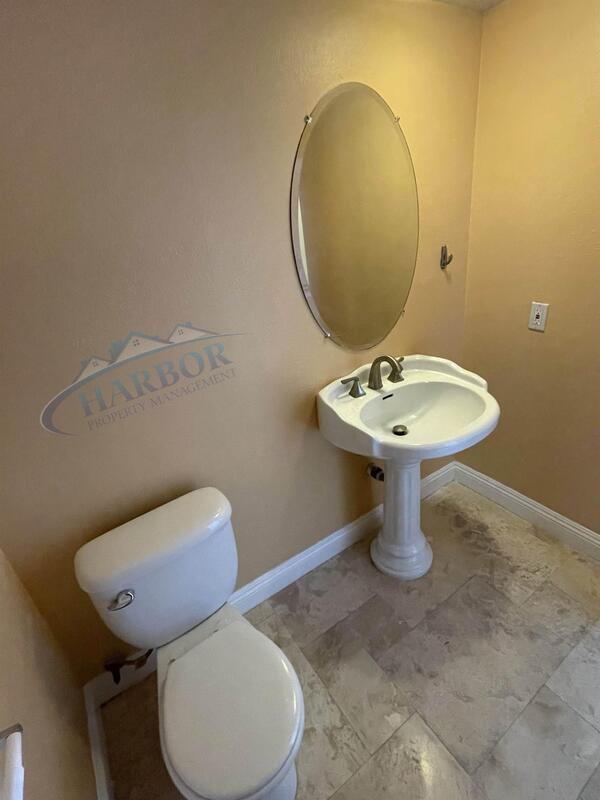 Building Photo - 356 Miraleste Dr