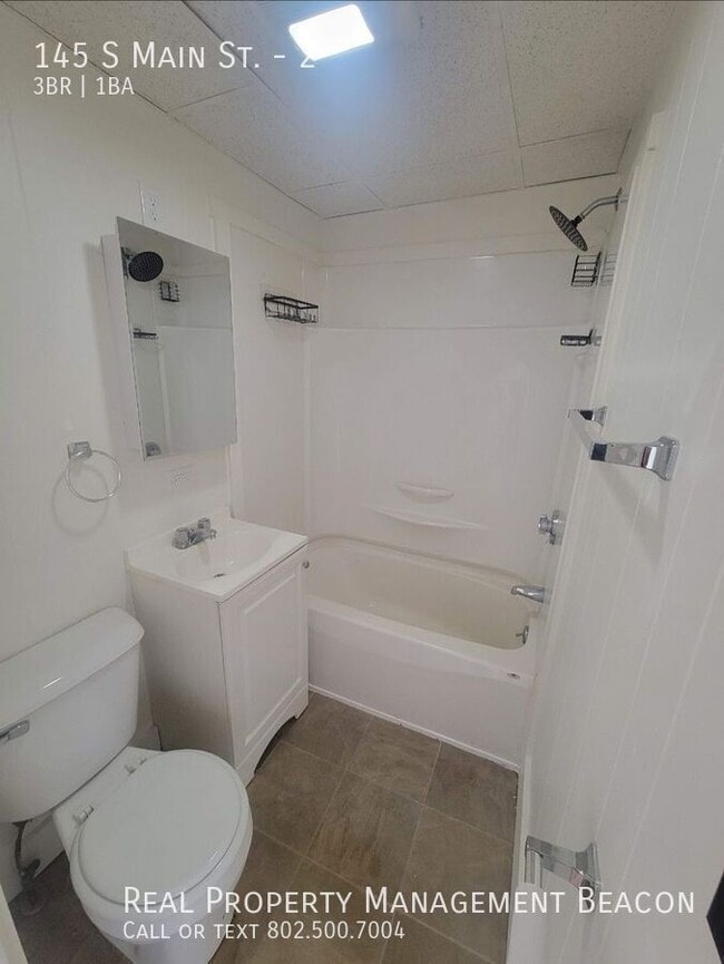 Building Photo - 145 S Main St