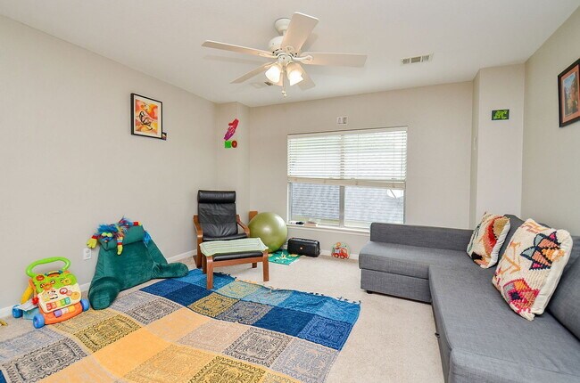 Building Photo - 1307 Irish Mist Ct