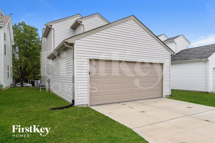 Building Photo - 913 Carpathian Dr