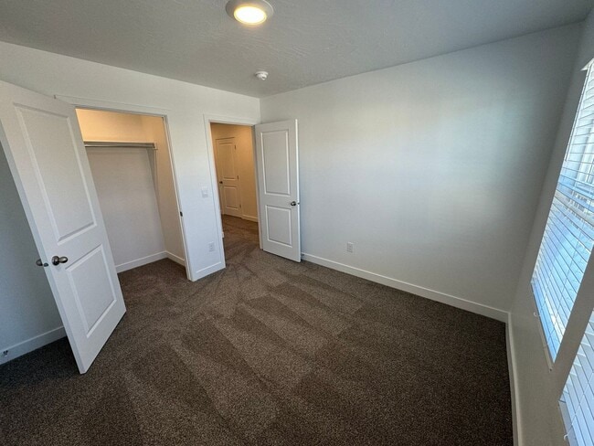 Building Photo - 1547 Ripple Rock Dr