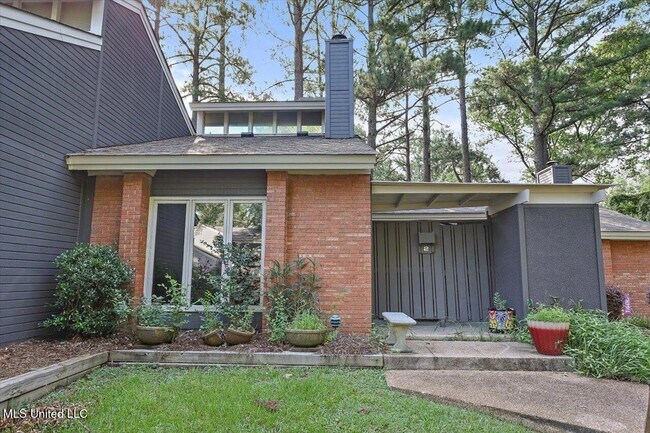 Building Photo - 200 Woodgreen Dr