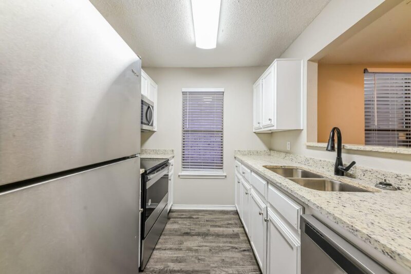 Building Photo - 1538 Sunrise Ln