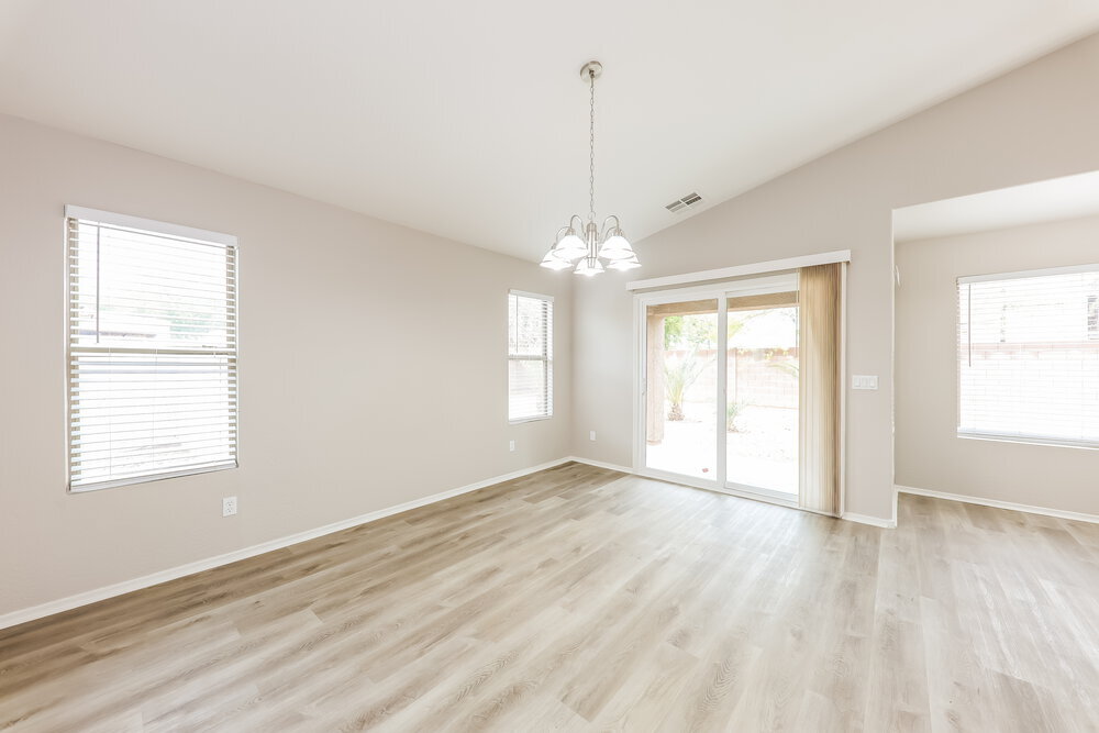 Building Photo - 15350 W Lundberg St