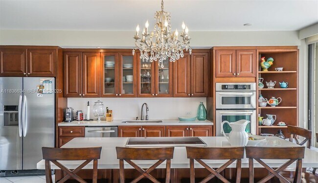 Building Photo - 20191 E Country Club Dr