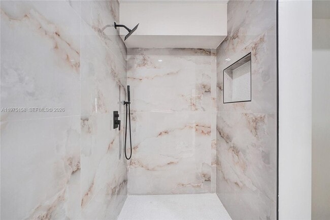 Building Photo - 237 NE 110th Terrace