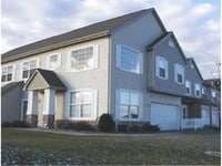 Building Photo - 3635 Lawndale Ln N