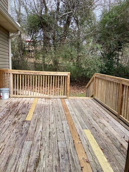 Building Photo - 223 Cambo Ter