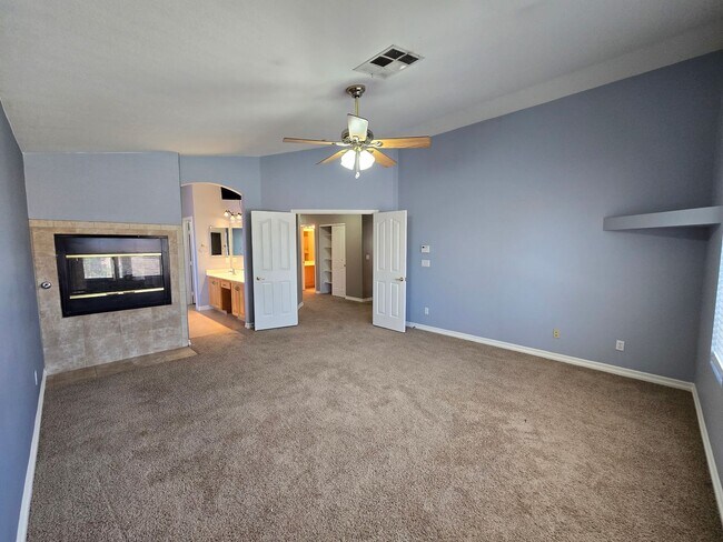 Building Photo - Don’t wait for summer, your pool home is ready now!!! 4 Bedroom, NW Las Vegas