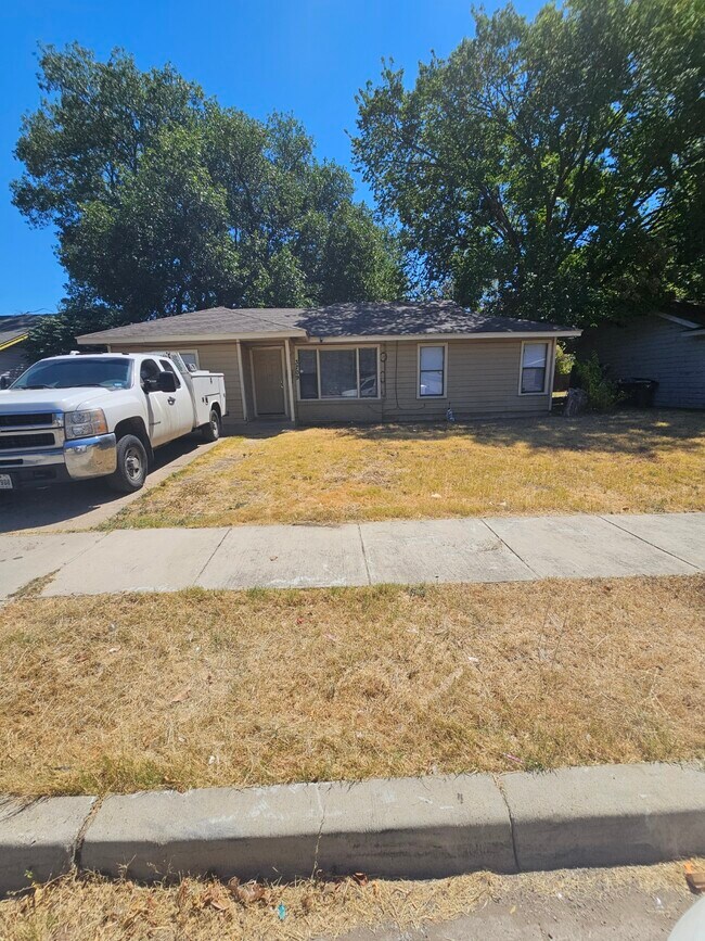 Primary Photo - 3709 Pate Dr