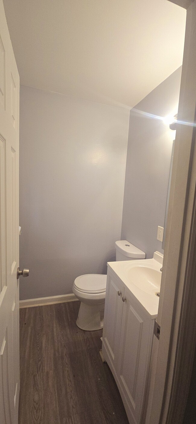 Half bathroom in primary bedroom - 2506 Yolanda Trail