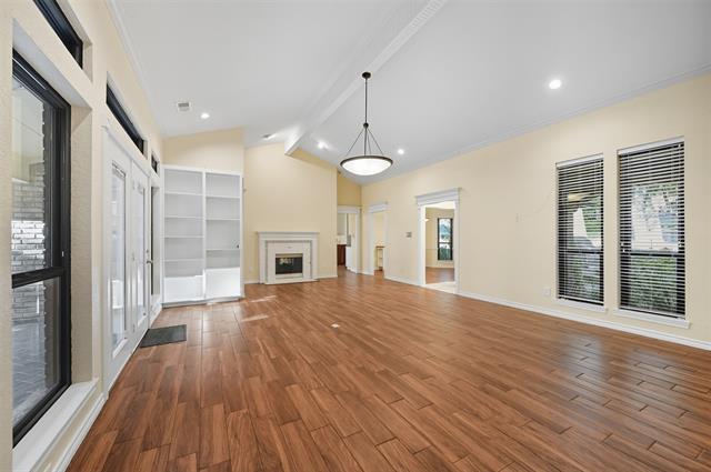 Building Photo - 1520 Bellechase Dr