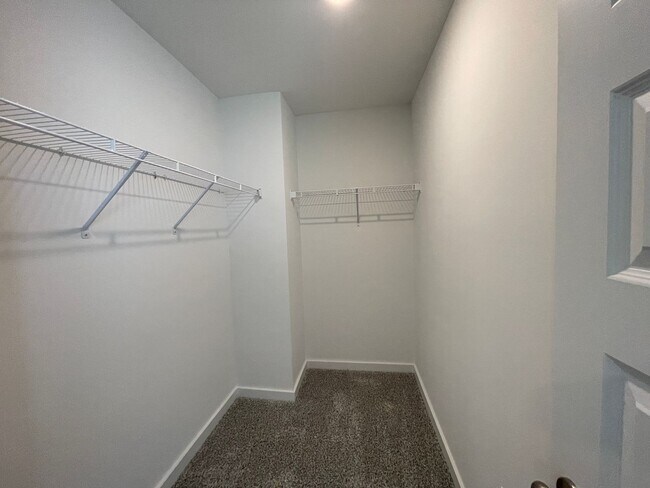 Building Photo - For Lease - 3 BR|3 BA at Tyndall Station