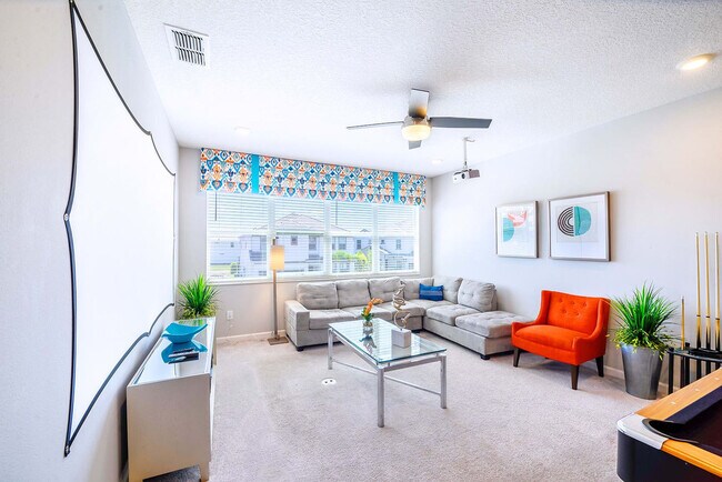 Building Photo - 2567 Shanti Dr