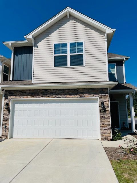 Building Photo - 111 Brody Way