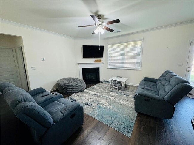 Building Photo - 3369 English Elm Wy