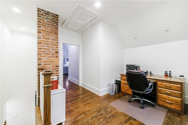 Building Photo - 1146 Cumberland Rd NE