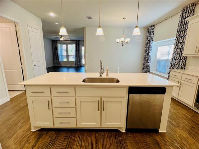 Building Photo - 4408 Juniper Ln