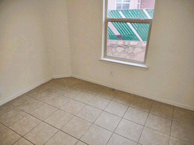 Building Photo - 9488 Landry McKee Ln