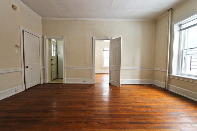Building Photo - 6333 Greene St