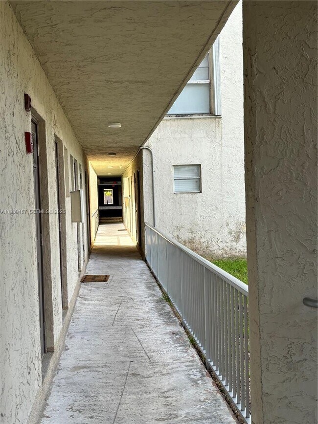 Building Photo - 10900 SW 104th St