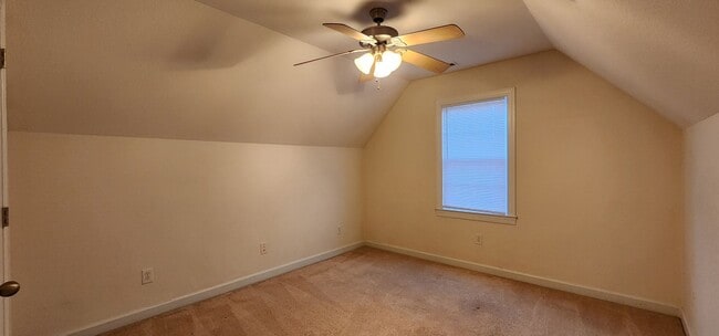 Building Photo - 302 Savannah Dr