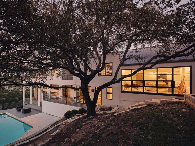 Building Photo - 4909 Bull Mountain Cove