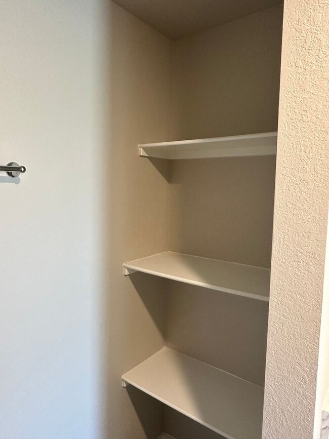 Building Photo - Pre-Leasing Now! Beautiful 3-Bedroom, 2-Bath Home in Prospect Farms | Available July 14