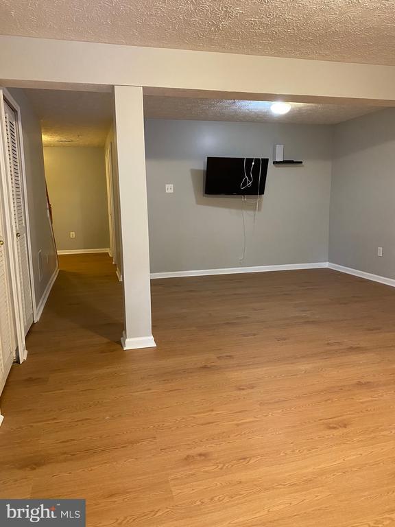 Building Photo - 3282 Halcyon Ct