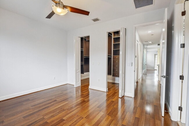 Building Photo - 8657 Blaze Ct