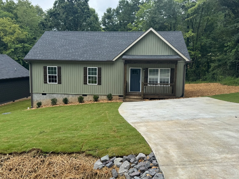 Primary Photo - 158 Drake Rd