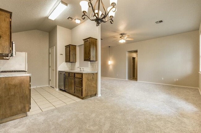 Building Photo - 16216 Seminole Dr