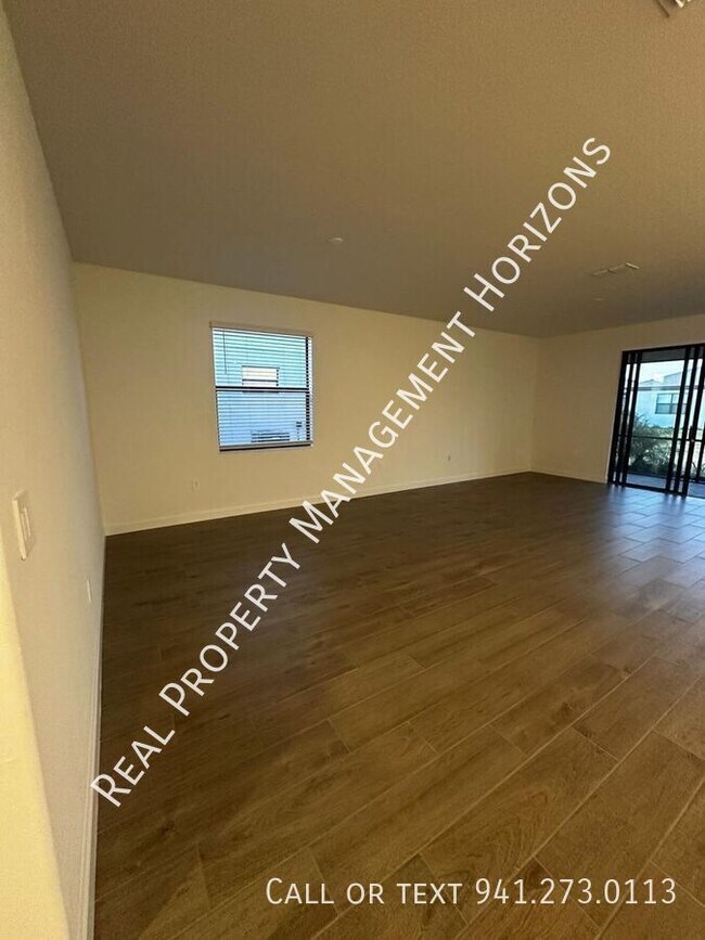 Building Photo - 14964 Serene Shrs Lp