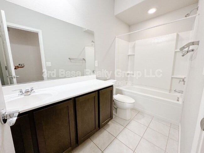 Building Photo - 20167 W Buchanan St