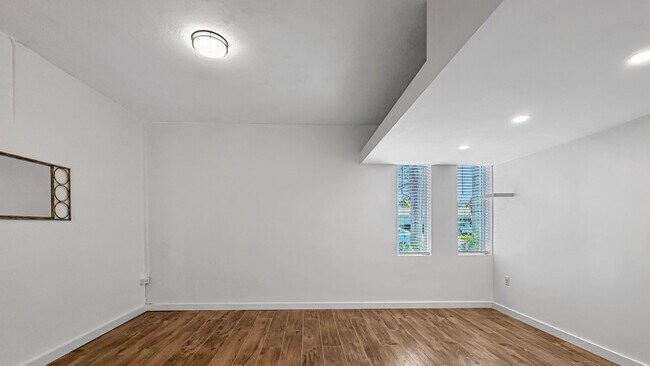 Building Photo - 7995 SW 140th Terrace