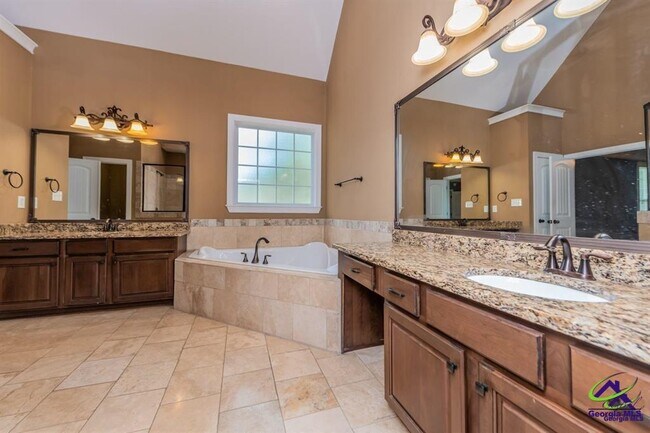 Building Photo - 303 Sage Meadows Ln