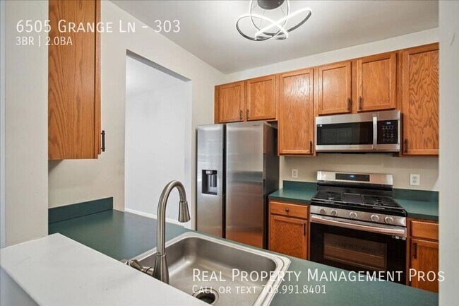 Building Photo - 6505 Grange Ln