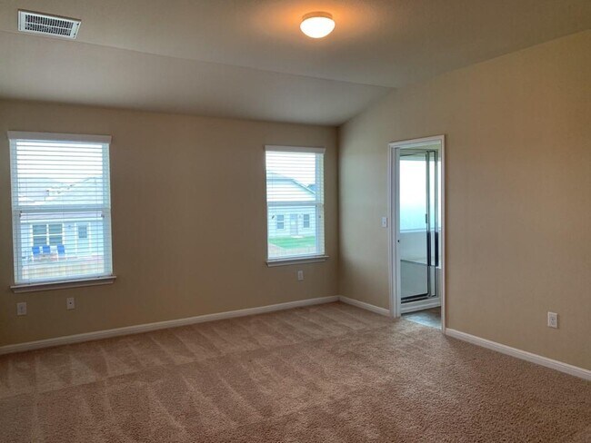 Building Photo - 109 Sabine River Dr