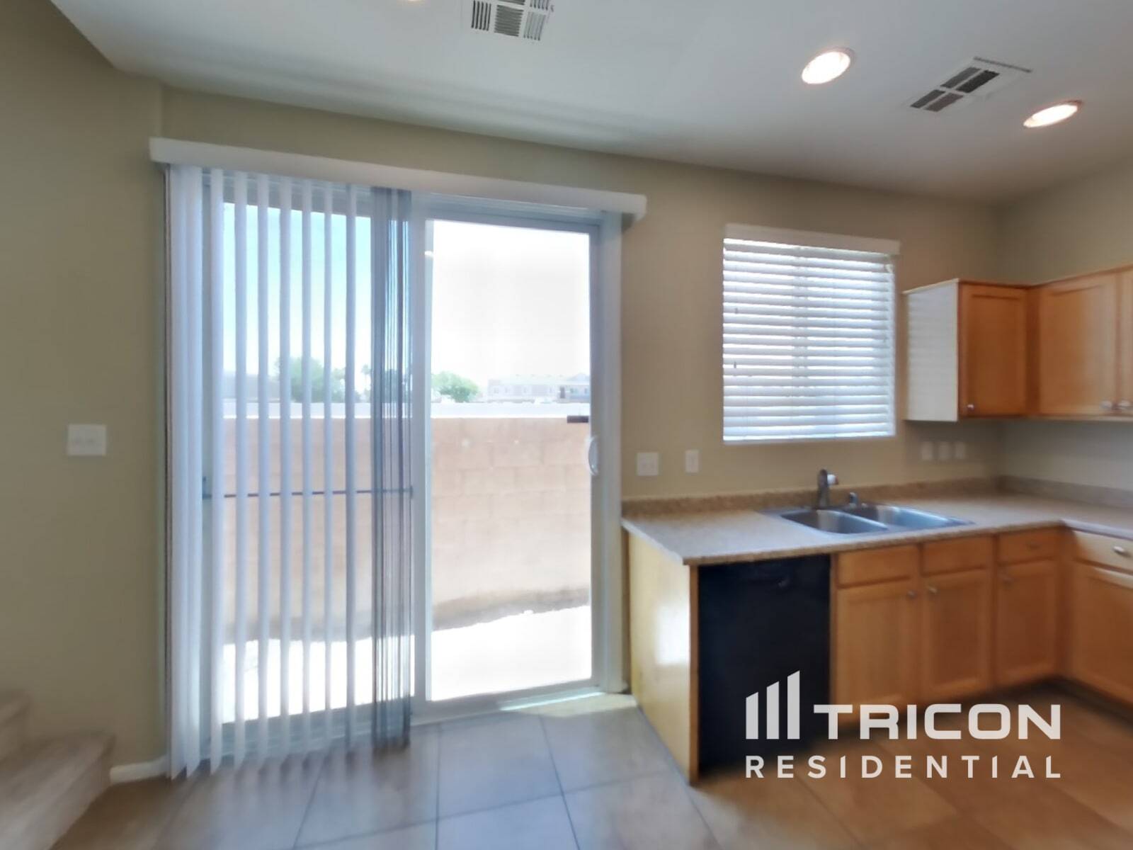 Building Photo - 3669 Karissa Heights Pl