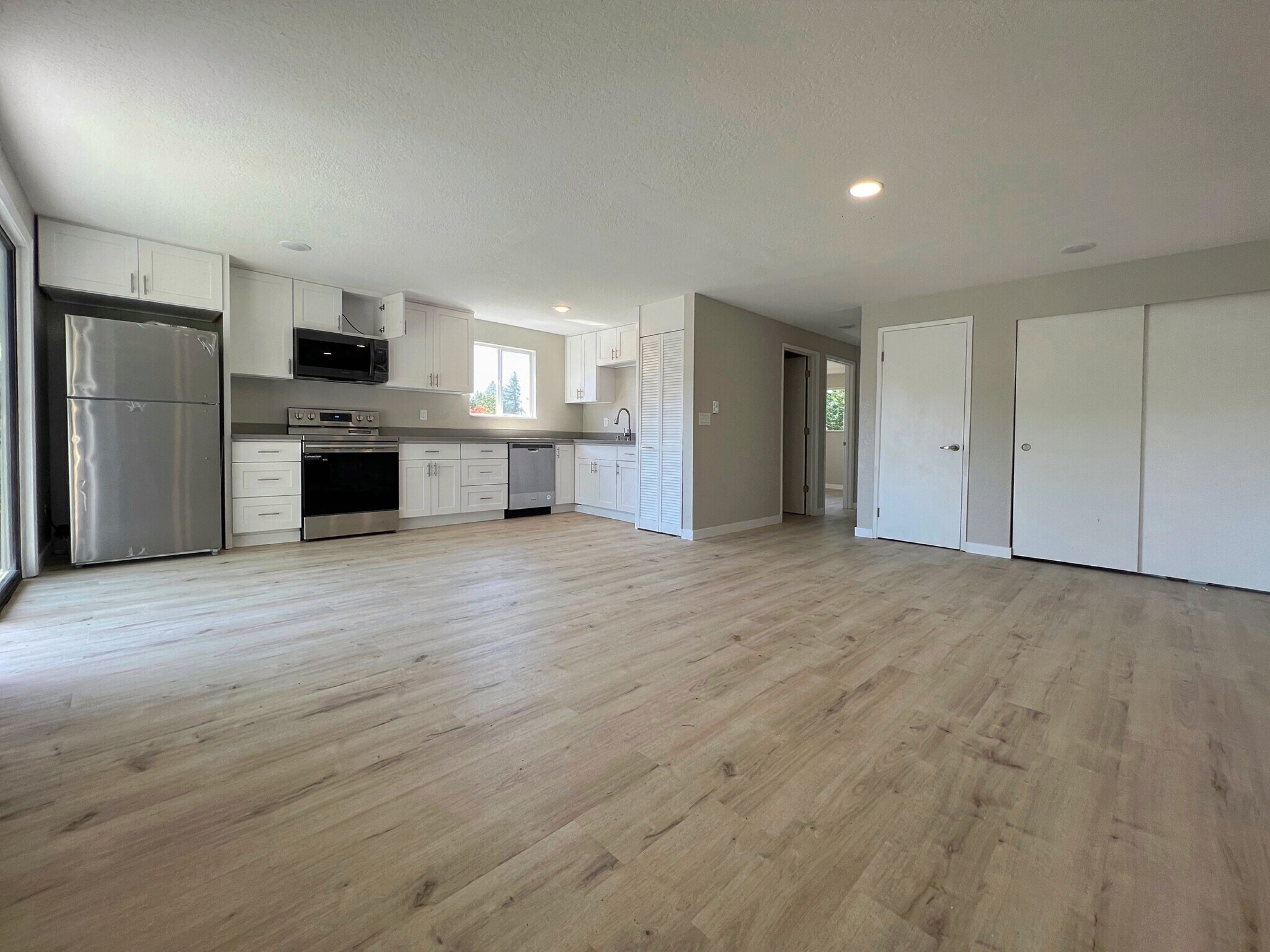 Building Photo - 17612 80th Ct NE