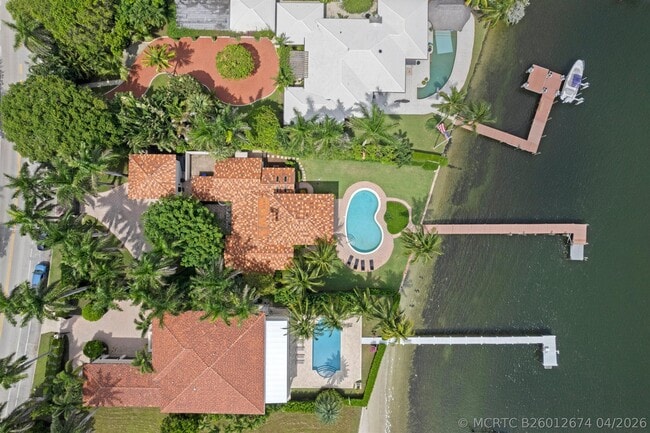 Building Photo - 3304 N Flagler Dr
