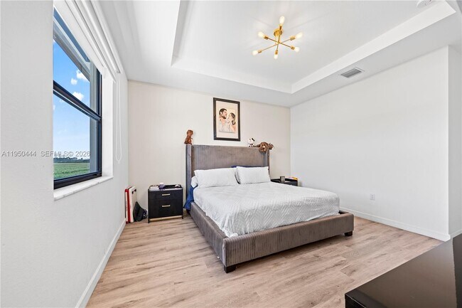 Building Photo - 25557 SW 109th Ave