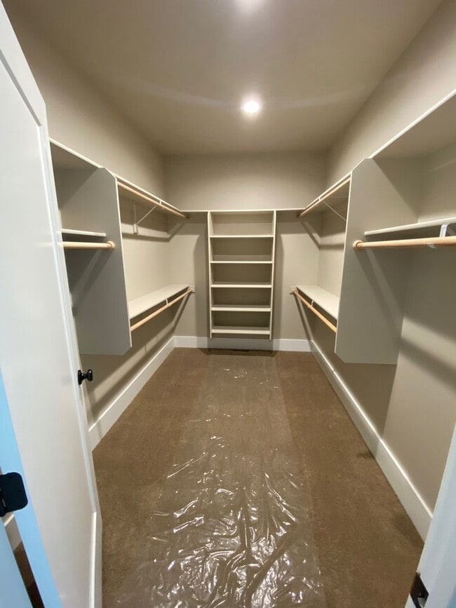 Building Photo - Beautiful 3-Bed, 2-Bath Home in The Arbors...