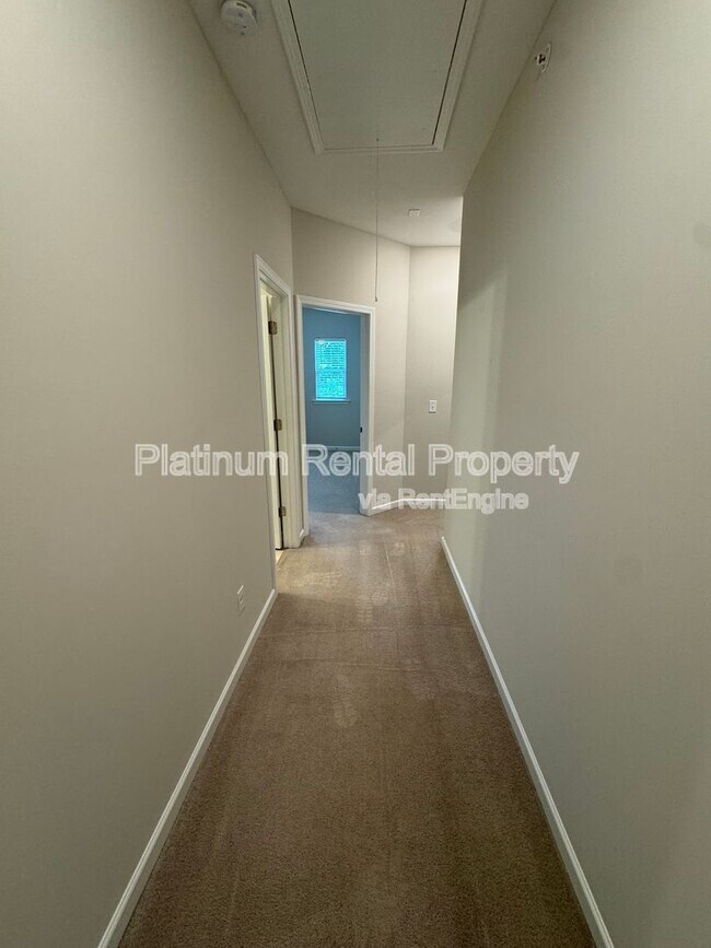 Building Photo - 120 Duval Dr