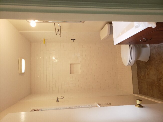 Building Photo - 6512 Springfield Dr